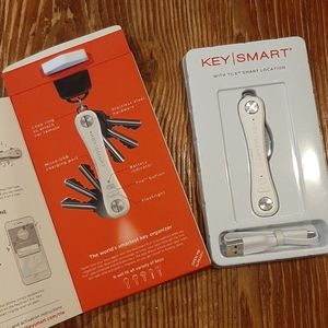 Key smart Pro with Tile Smart Location